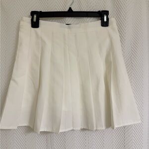 Cider Elegant Cream Pleated Mini Skirt